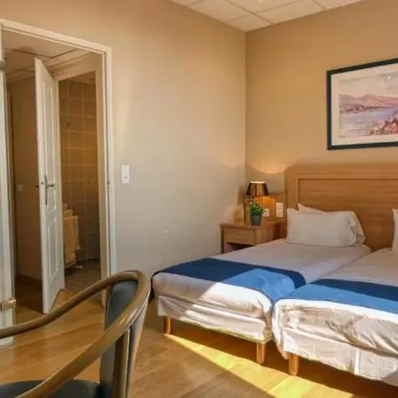 Cit'hotel Le Louvre Orange Hotel 3*
