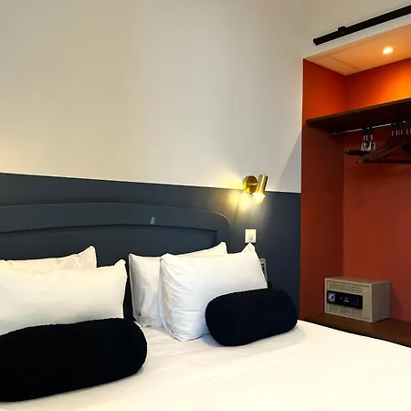 Cit'hotel Le Louvre 3*